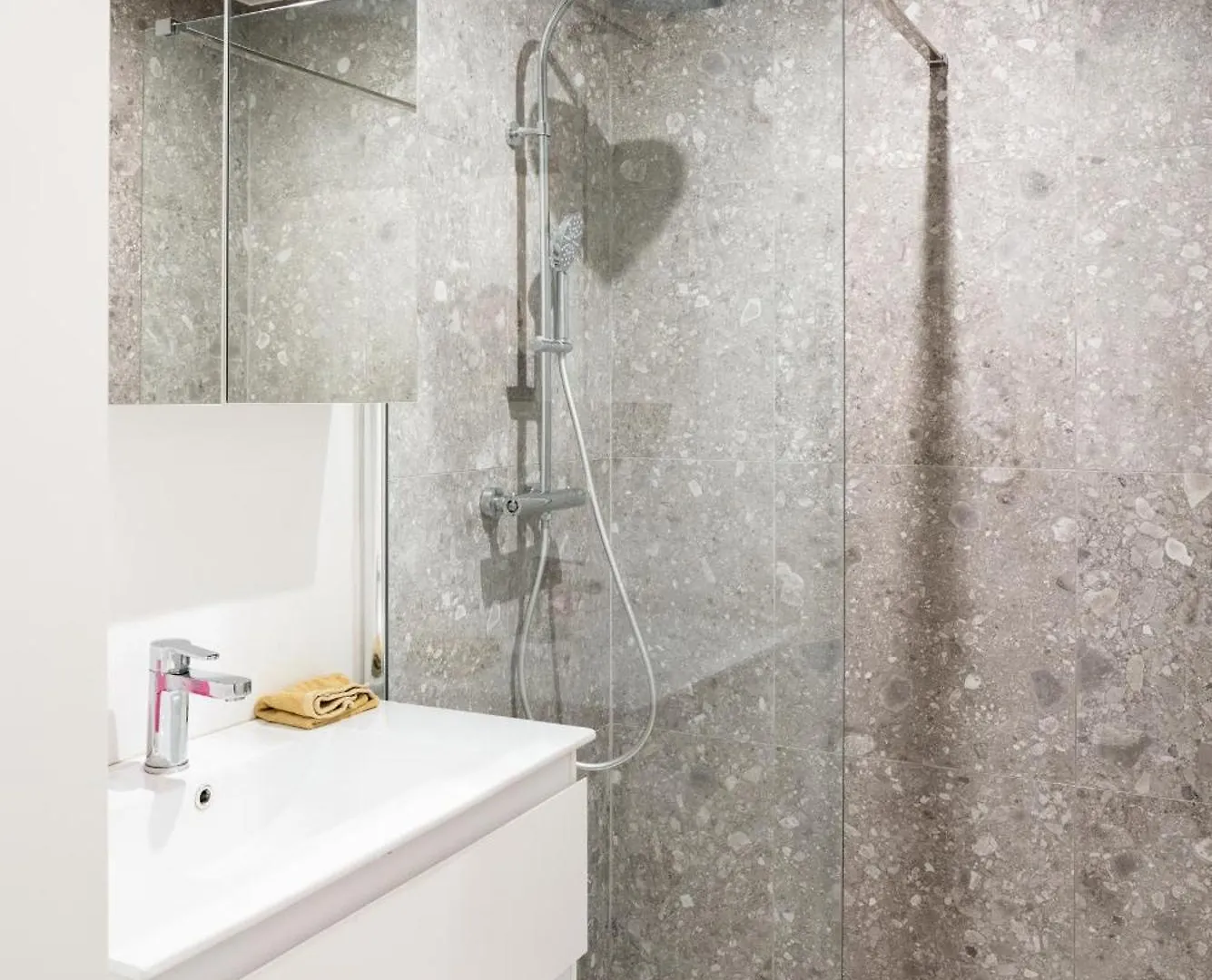 Saint Pauls Central Residence Антверпен Апартаменты